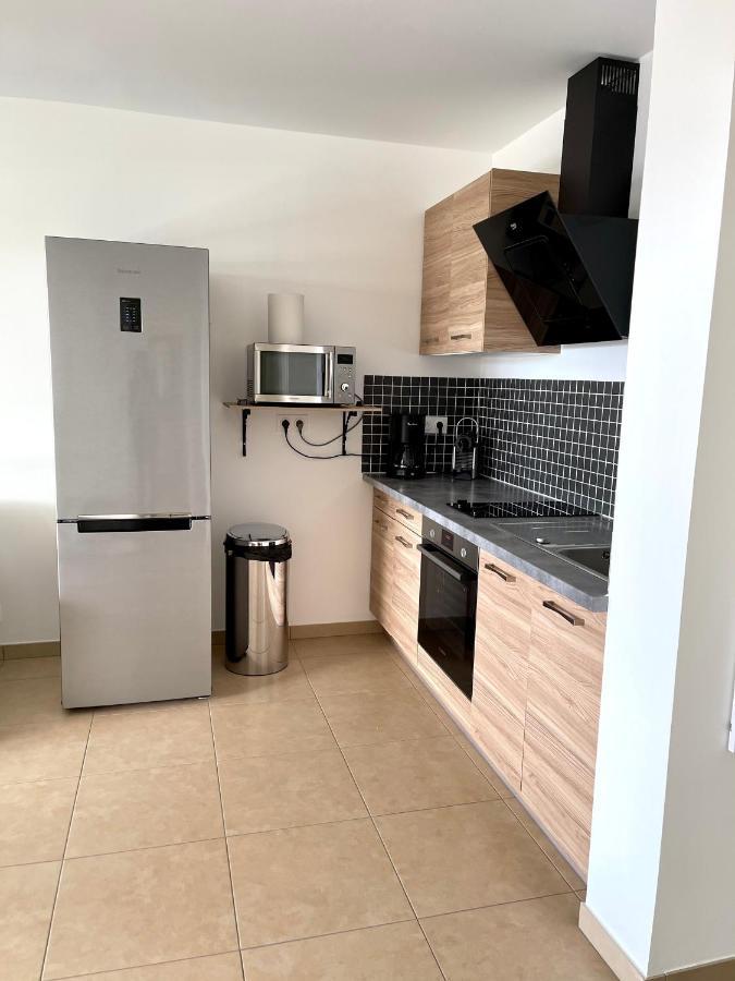 T2 De Standing Front De Mer Propriano  Exterior photo